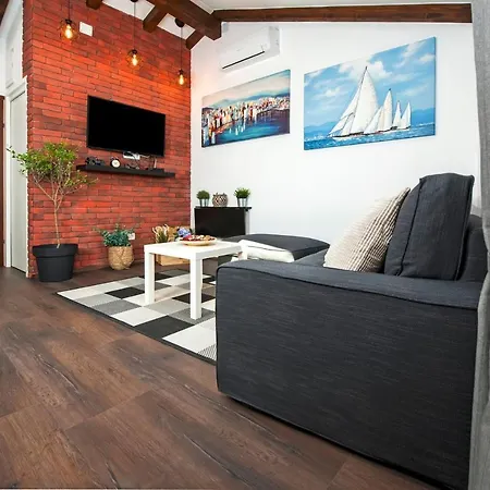 Apartment The Attic